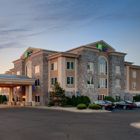 Holiday Inn Express Hotel & Suites Saginaw By Ihg Εξωτερικό φωτογραφία