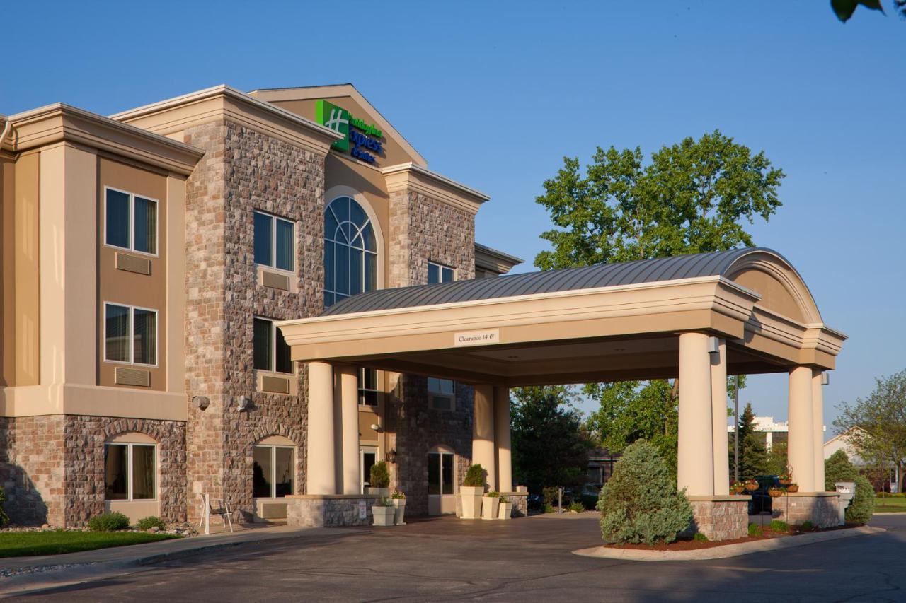 Holiday Inn Express Hotel & Suites Saginaw By Ihg Εξωτερικό φωτογραφία