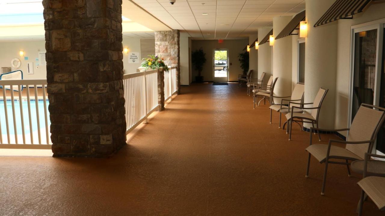 Holiday Inn Express Hotel & Suites Saginaw By Ihg Εξωτερικό φωτογραφία