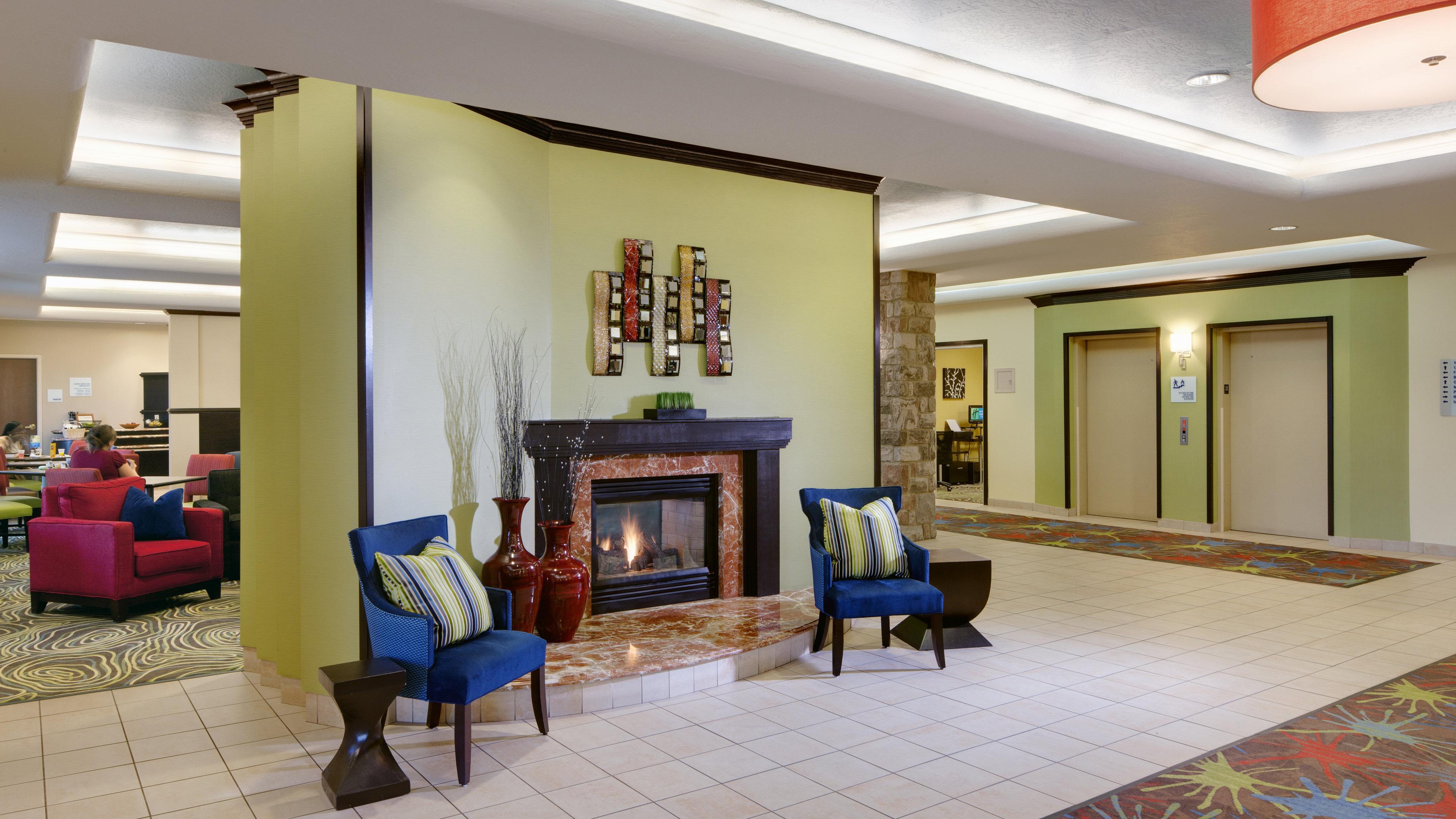 Holiday Inn Express Hotel & Suites Saginaw By Ihg Εξωτερικό φωτογραφία