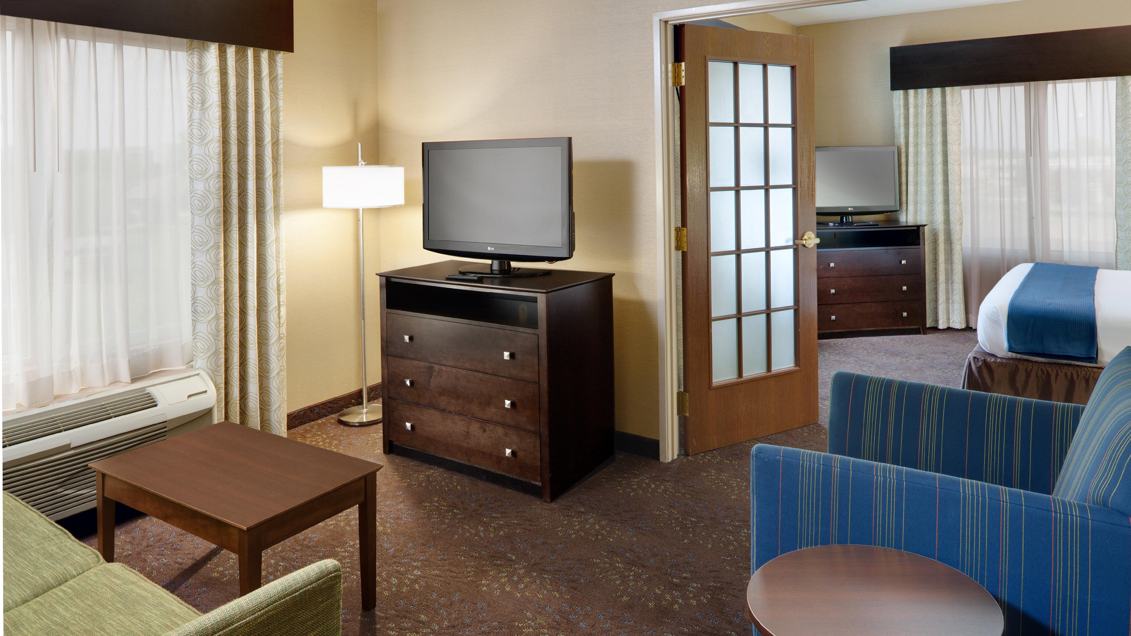 Holiday Inn Express Hotel & Suites Saginaw By Ihg Εξωτερικό φωτογραφία