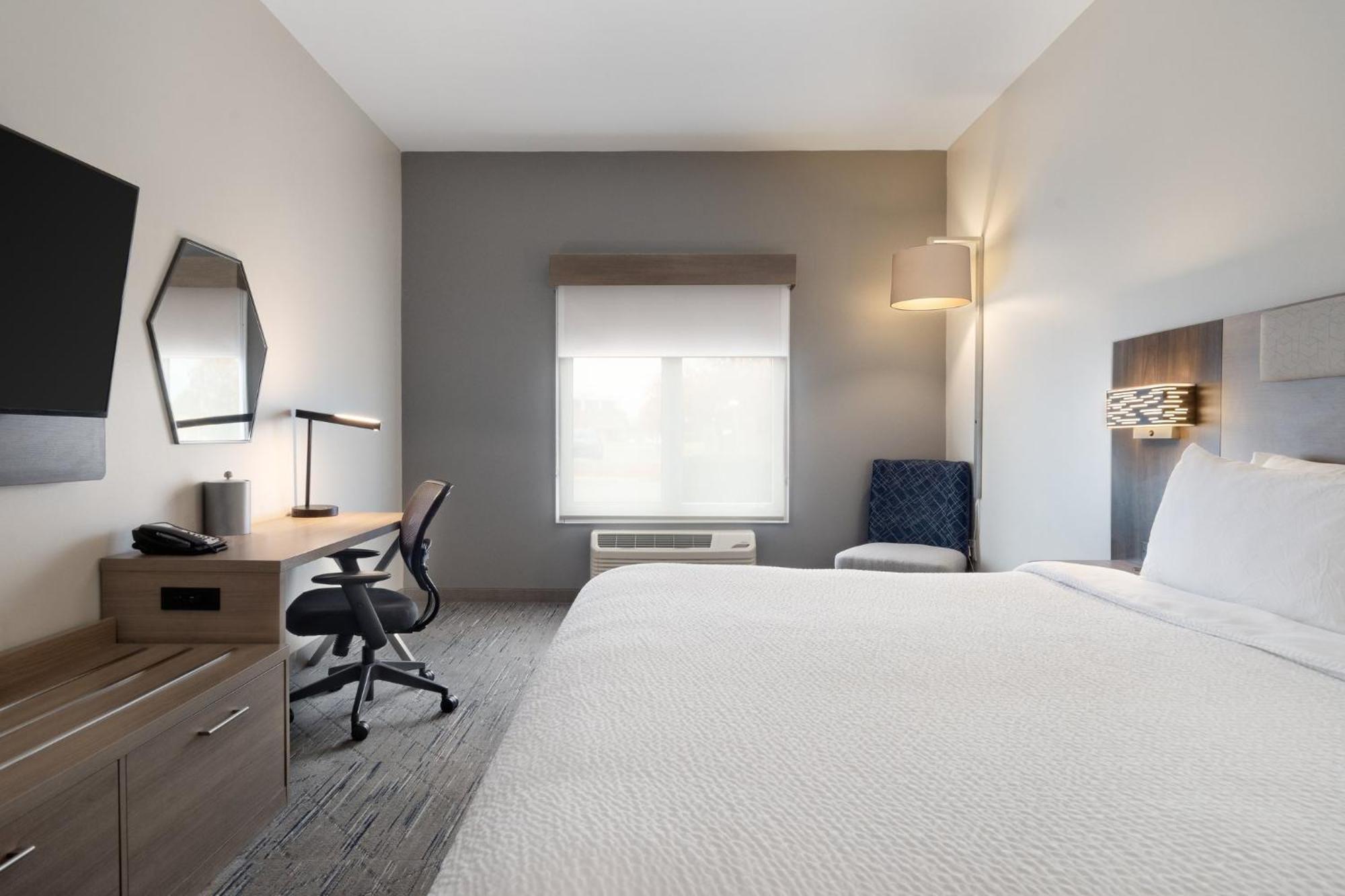 Holiday Inn Express Hotel & Suites Saginaw By Ihg Εξωτερικό φωτογραφία