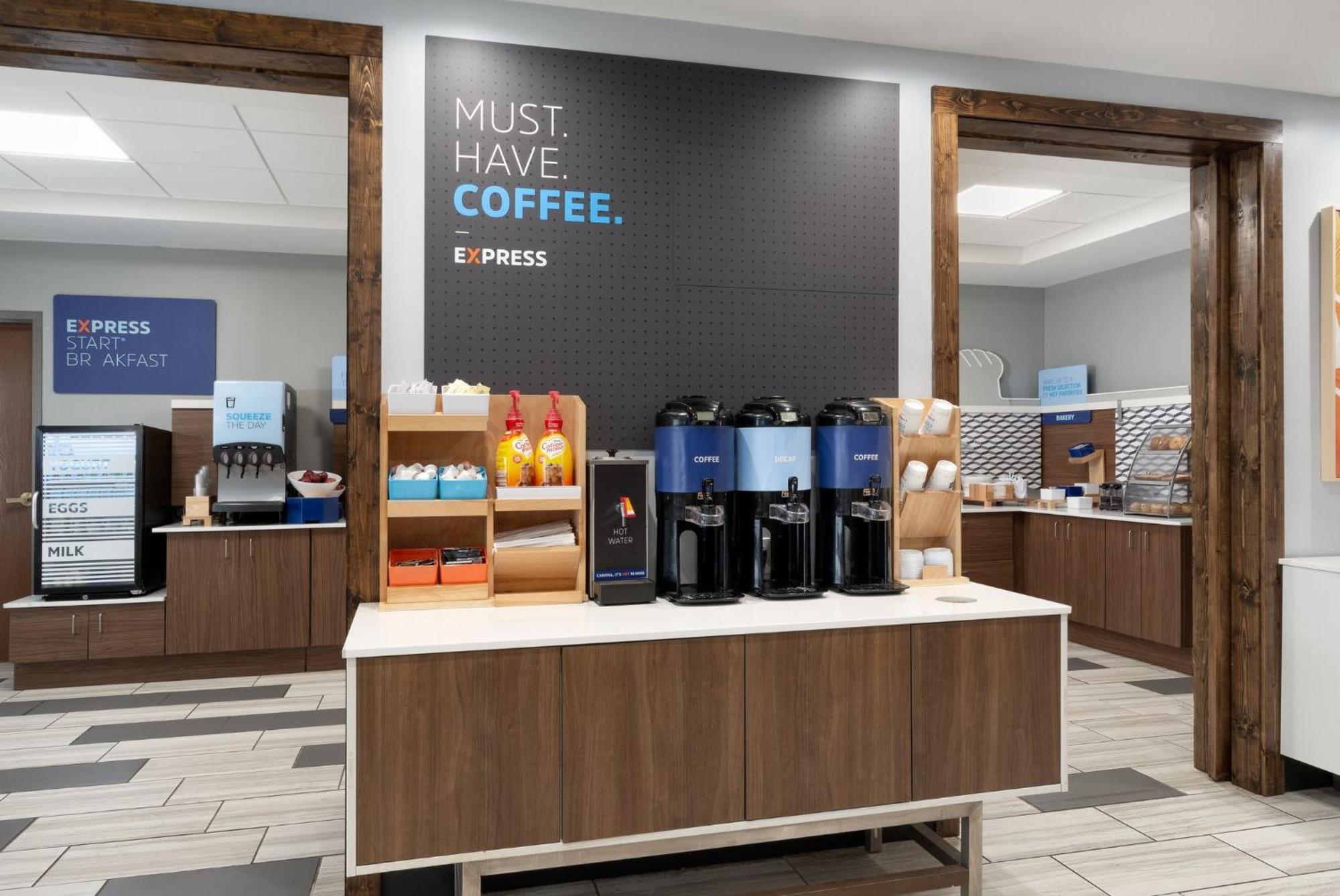Holiday Inn Express Hotel & Suites Saginaw By Ihg Εξωτερικό φωτογραφία